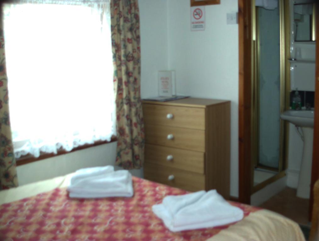 Jollies Hotel Блэкпул Номер фото